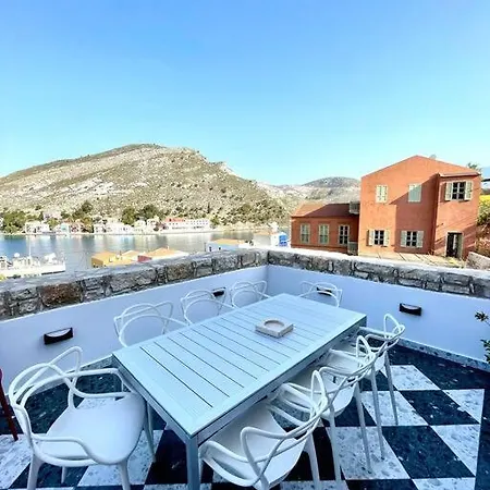 别墅 Stunning 4 Bedroom On Kastellorizo