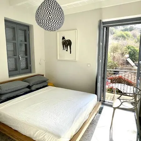 Stunning 4 Bedroom On Kastellorizo * Meyísti