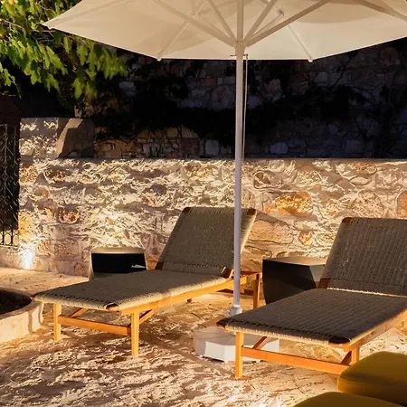 Stunning 4 Bedroom On Kastellorizo Villa Meyísti