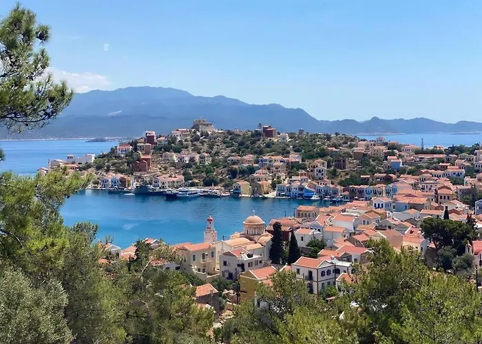 Stunning 4 Bedroom On Kastellorizo فيلة ماغيستي