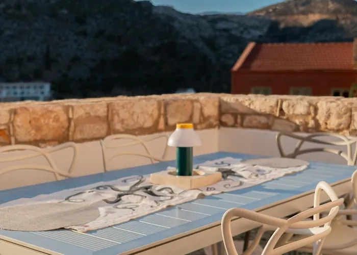 Stunning 4 Bedroom On Kastellorizo *