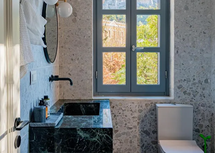 Stunning 4 Bedroom On Kastellorizo ماغيستي