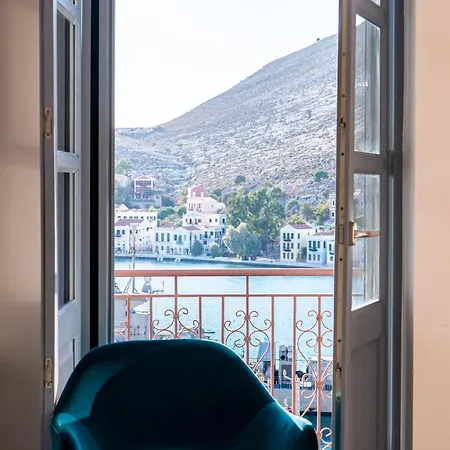 Stunning 4 Bedroom On Kastellorizo فيلة